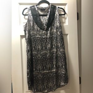 100% Silk Dress Size Medium - New w/o Tags